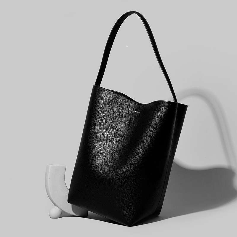 Women's Bags Bucket women's soft leather versatile, niche handbag, high-end sense, large capacity tote bag, simple commuting shoulder bag