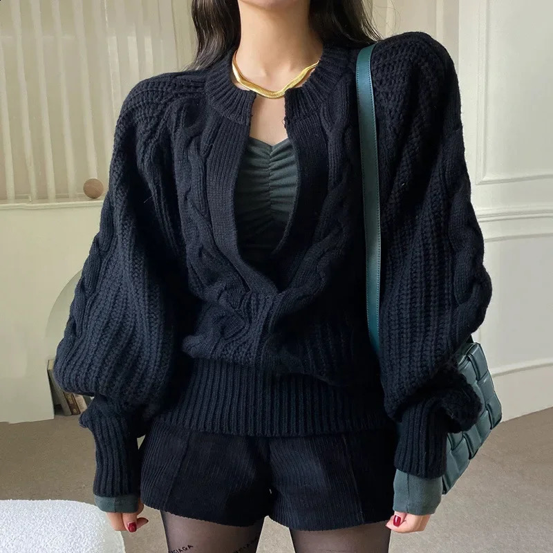 ChicAutumn/Winter Elegant Neckline Cable Knit Pullover Sweater Loose Fit Solid Color Warm Lantern Sleeve Knit Sweater 250114