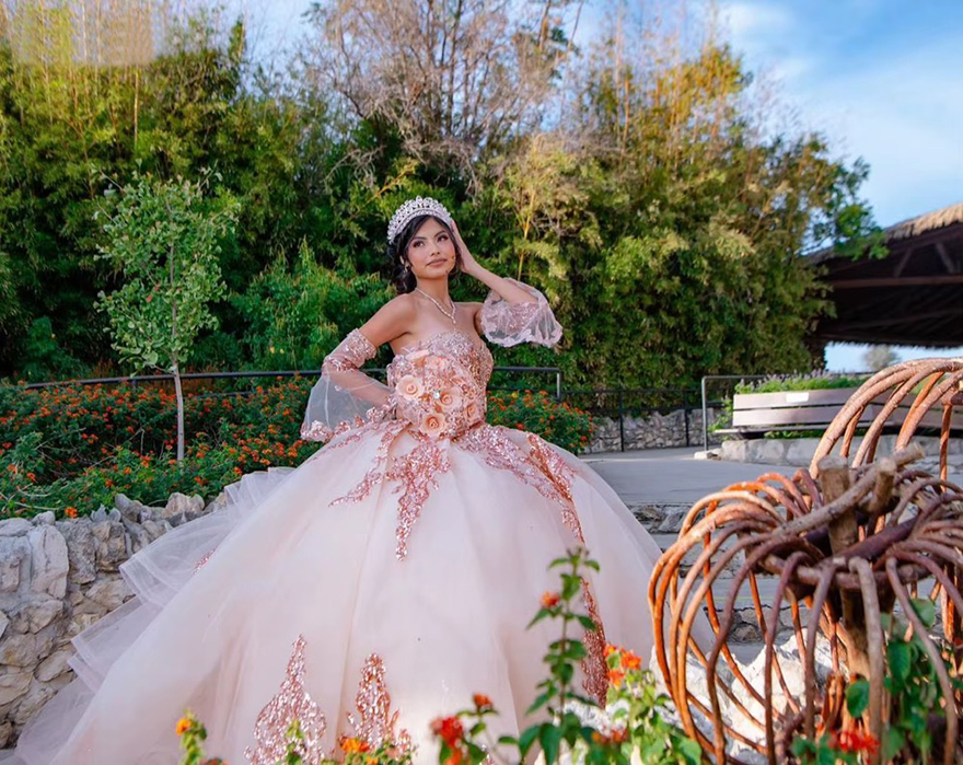 Lorencia Mexican Pink Quinceanera Dress Ball Gown Shiny Lace Applique Beading Tiered Corset Sweet 16 Vestidos De 15 Anos