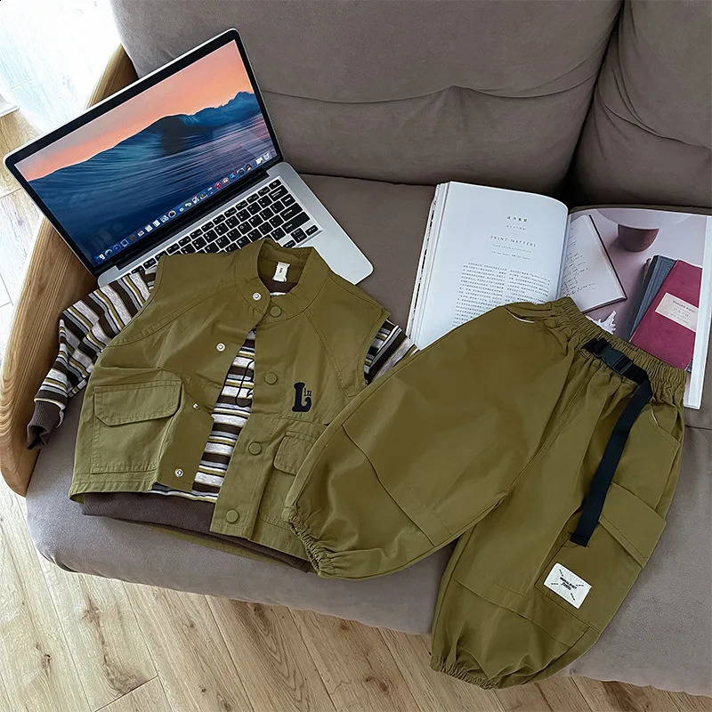Children Spring Autumn 2PCS Clothes Set For Boy Round Collar Embroidery Kid Boys Vest Spliced Jogger Pants Sports Suit 250117