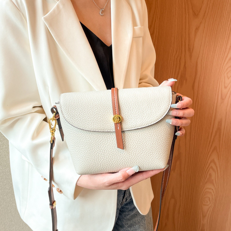 Bag 2025 New Summer Genuine Leather Single Shoulder Crossbody Small Bag, High-End Texture Backpack, Niche Shell Bucket Women's Bag
