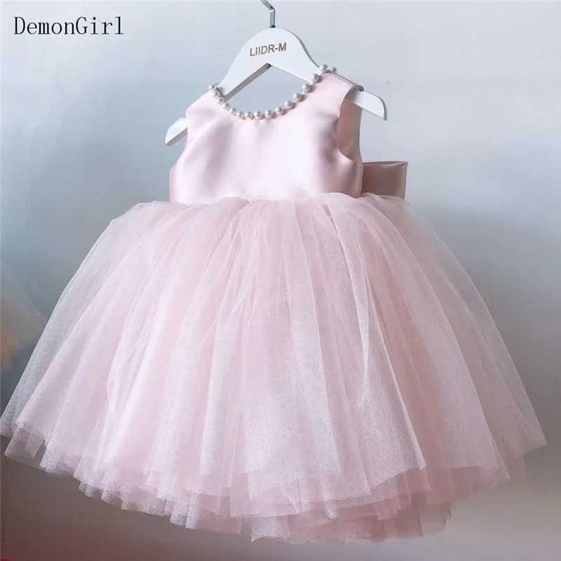 White Tulle Pearls Baby Girls Dress Kids Clothes Bow Birthday Party Gown Girls Baptism Princess Christening Evening Clothes X250203