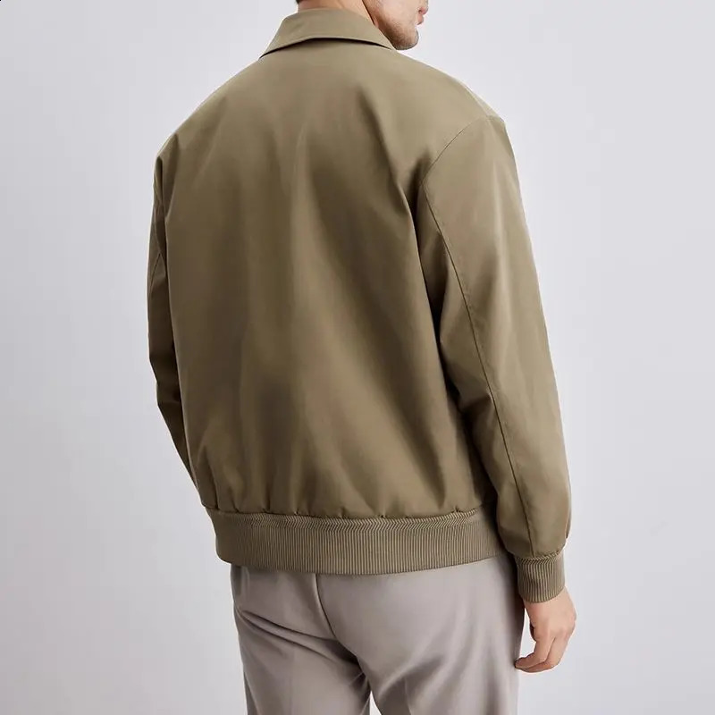 Spring Korean Executive Jackets Mens Solid Lapel Button Zipper Pocket Patchwork Trendy High Quality Solid Long Sleeved Coat Top 250122