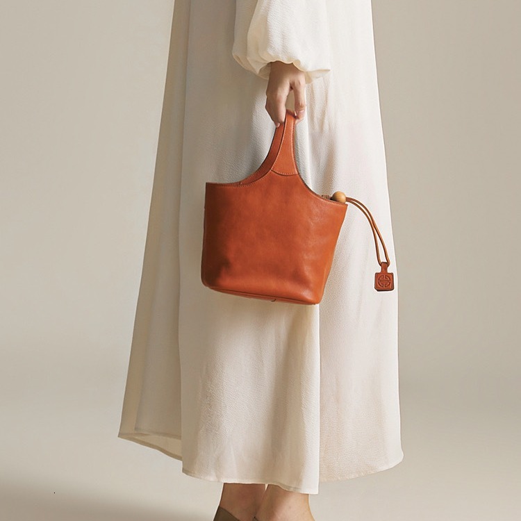 Bag Qiu Zhen Tanned Cowhide Genuine Leather Flower Crossbody Handbag, Commuting High-Capacity Vegetable Basket Bag, Female