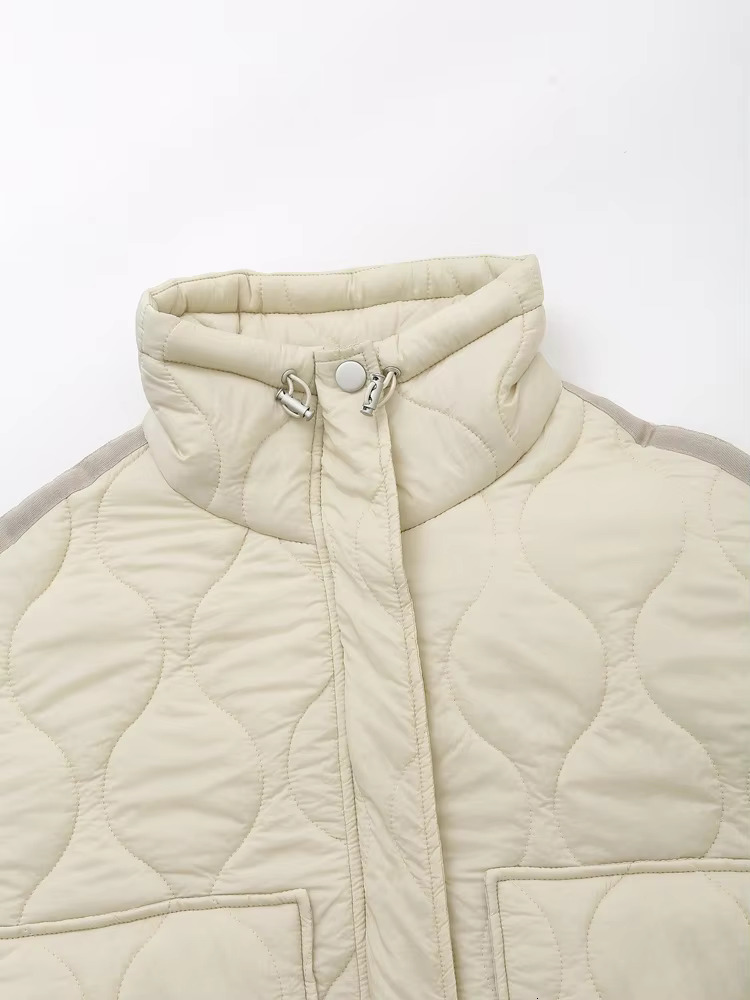 TRAF Women 2024 Autumn And Winter New Fashion Loose Jacket Short Coat Chic Long Sleeve Thin Cotton Clothes Outerwear Muje