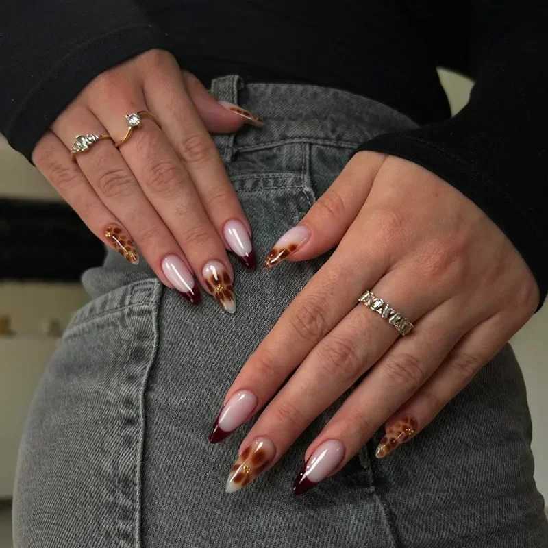24 pieces Leopard Print almond fake nail press with mini acrylic fake nails retro sweet and cool design French nail pressW250120
