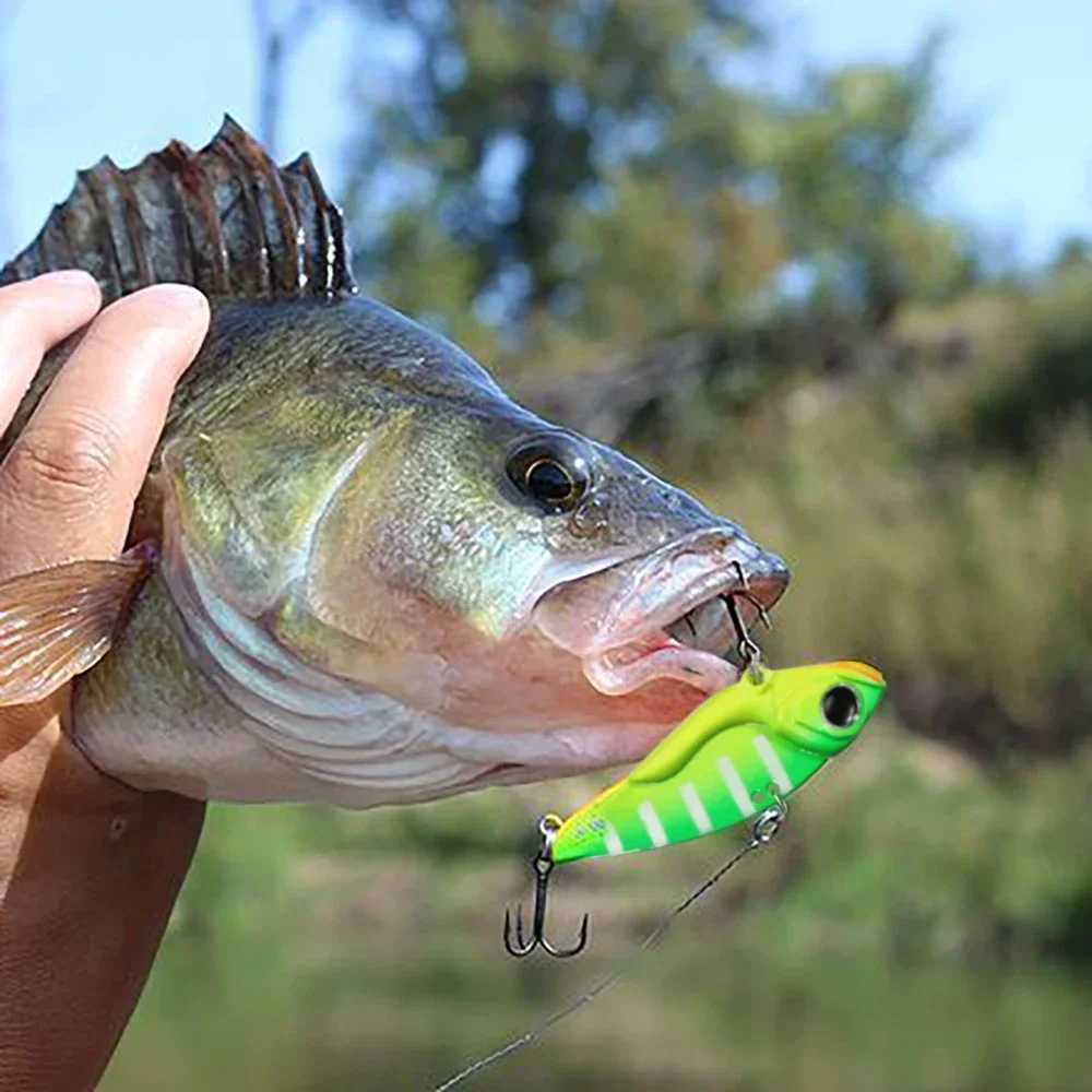 Metal Jig VIB Lure 7g 10g 15g Spoon Spinner Laser Painting Fishing Tackle Treble Hooks Swimbait Pesca Bait Spinnerbait VIBRATIONXJ250122