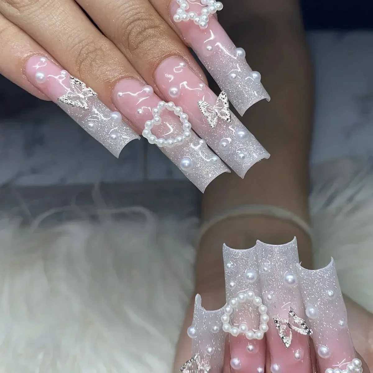 24Pcs Shimmery On Coffin False Nails with Glue Ballerina Nail Design Sweet Fashion French Press on Acrylic Nails Manicure TipsW250120