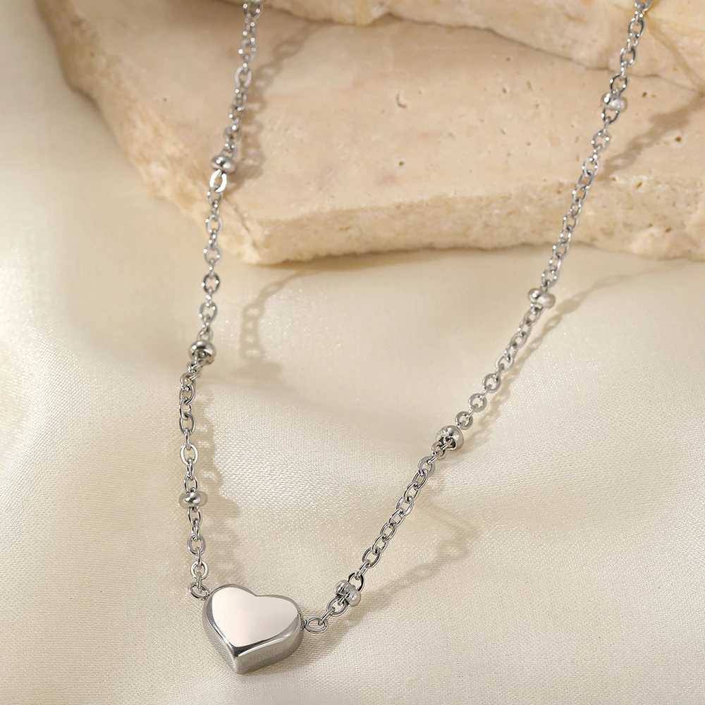 Stainless Steel Necklaces French Heart Pendant Bead Chain Character Valentines Day Necklace For Women Jewelry Anniversary GiftsXJ250121