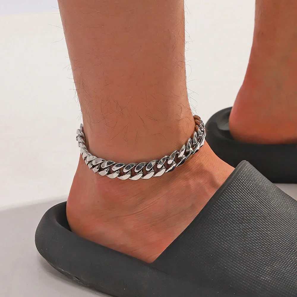 Classic Cuban Chain Anklet for Unisex Women Men Personalized Silver Color Metal Feet Chain Beach Accories Tren Jewelry GiftXJ250121