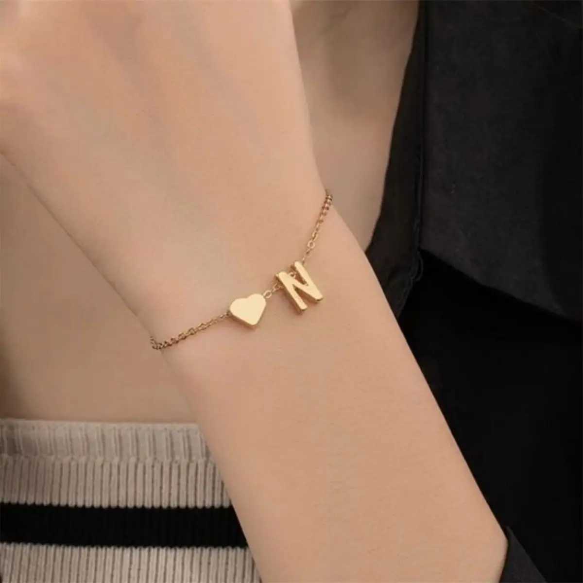 26 Letters Fashion English Initial Letter Heart Bracelet DIY Personalized Name Bracelets Girls Women Anniversary Jewelry Gifts W250121