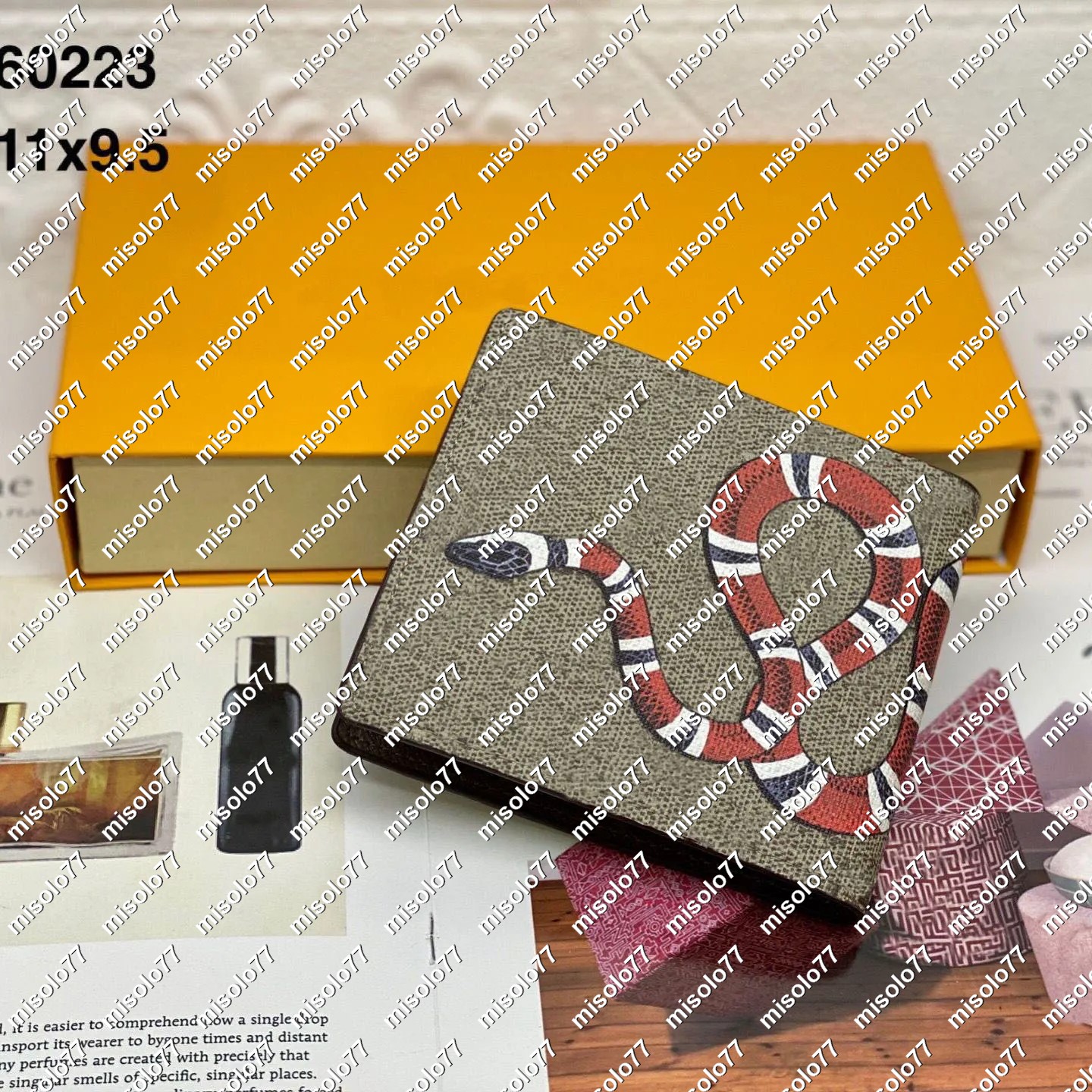 Men Animal Designers Fashion Short Wallet Leather Black Snake Tiger Bee Women Luxury Purse Card Holders With Gift Box Top Quality AAAAA