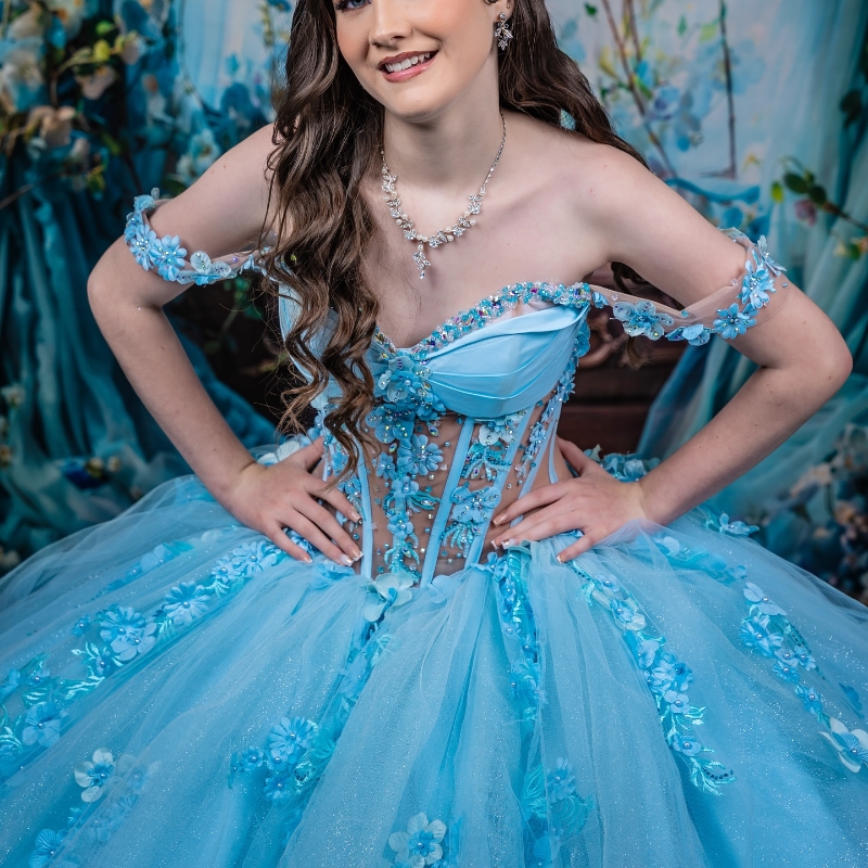 Sky Blue Shiny Quinceanera Dresses Ball Gown Off Shoulder Appliques Lace Beads Crystal Tull Corset Birthday Party Sweet 16 Dress Vestidos 15 anos
