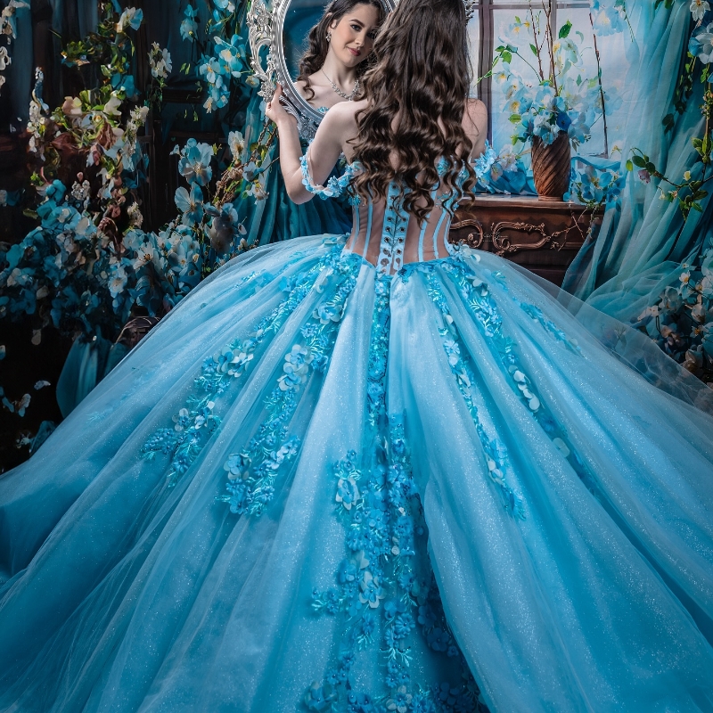 Sky Blue Shiny Quinceanera Dresses Ball Gown Off Shoulder Appliques Lace Beads Crystal Tull Corset Birthday Party Sweet 16 Dress Vestidos 15 anos