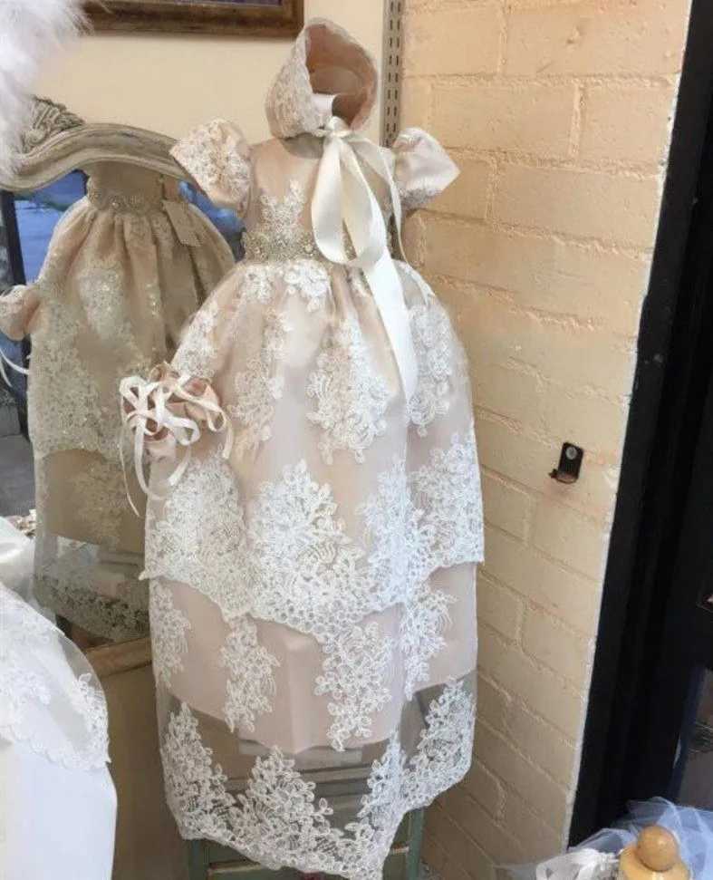 Pink Lace Christening Gowns For Baby Girls Short Sleeves Crystal Sash Appliqued Baptism Dresses X250203