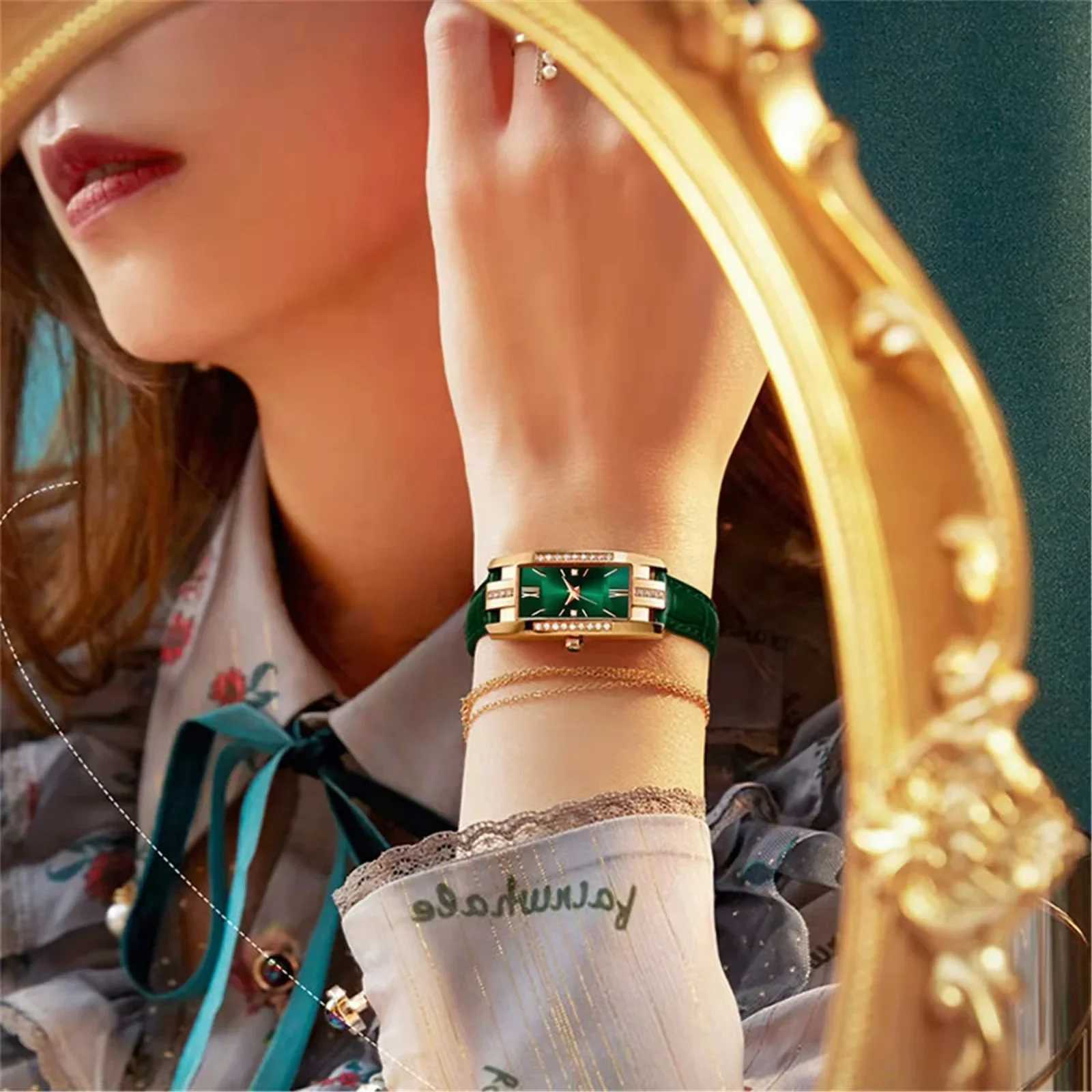 High Quality Classic Retro Wen Belt Quartz Square Green Quartz Watch Student Wen Wear Clock Luxury Style Watch Women X250203