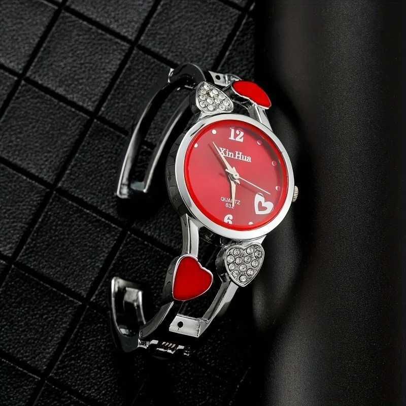 Xinhua Fashion Wen Stainless Steel Bracelet Watch Bangle r Shape Wristwatches Fem Best Gift Clock Watches X250203
