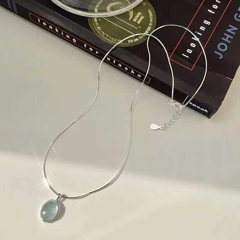 925 Sterling Silver blue Crystal Moonstone Necklace Unique design elliptical natural stone Pendant snake bone chain Gift JewelryXJ250114