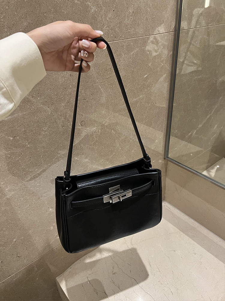 Bag Shallow Leather Armpit High-End And Niche Design, Versatile Commuting Single Shoulder Crossbody Bag, Medium Size