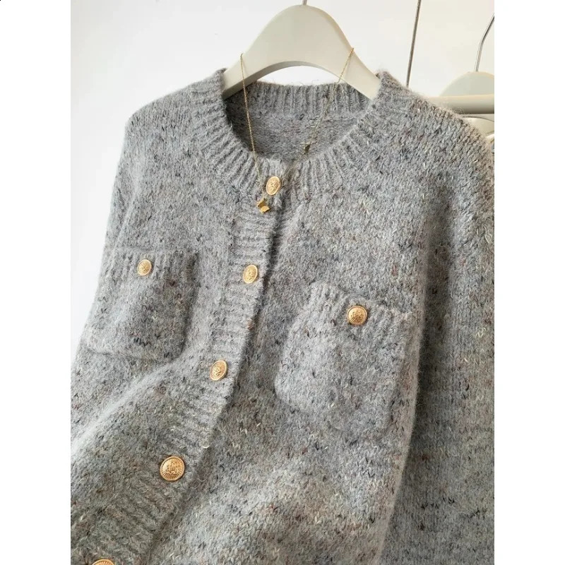 Korea Gold Buttons Gray Women Knit Cardigan Simple O-Neck Long Sleeve Sweater Coat Autumn Winter Office Lady Elegant Knitwear 250118