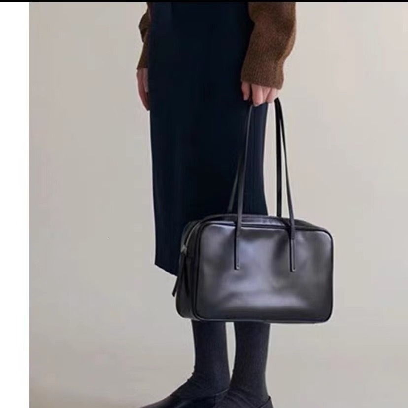 Bag Top Layer Cowhide Simple Niche Design Tote Premium Feel For Women 2024 New Single Shoulder Armpit Bag