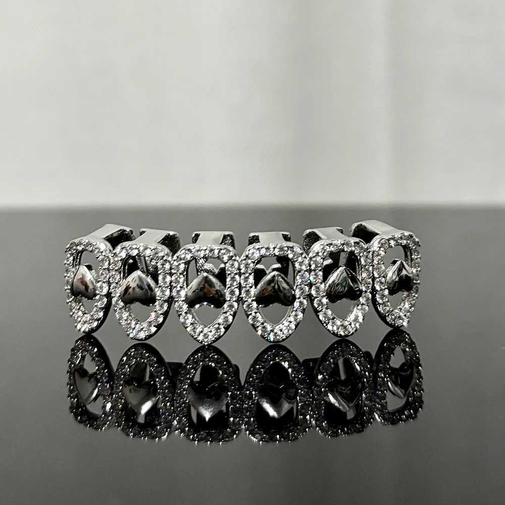 RACHELZ Silver Color Zircon Hollow Heart Teeth Caps For Women Men Couple Jewelry Hip Hop Glossy CZ Stone Tooth Grills GiftXJ250114
