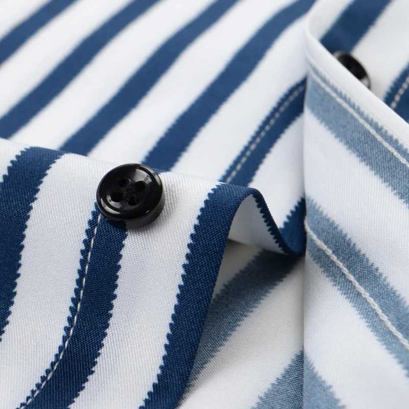2023 Regular Fit Short Sleeve Strech Striped Shirts for Men Summer Soft Business Mens Dress Shirt CasualXJ250121