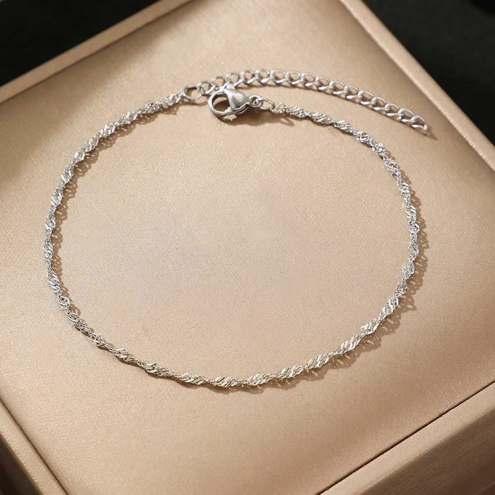 Stainless Steel Bracelets Elegance Exquisite Sense of quality twisted chain Delicate Bracelets For Women Jewelry Party Favors W250121