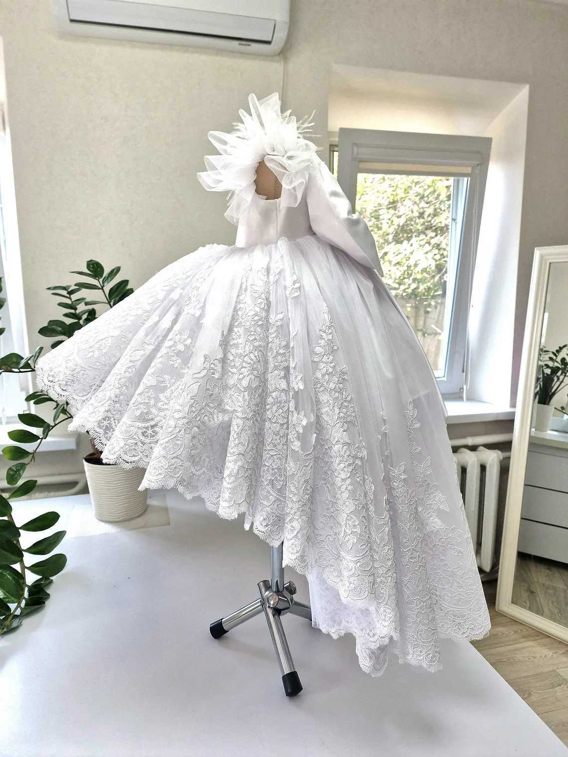 White Lace Baby Toddler Christening Dresses Kids Newborn Party Feather Pearls First Communion Wedding Prom Baptism Outfits X250203