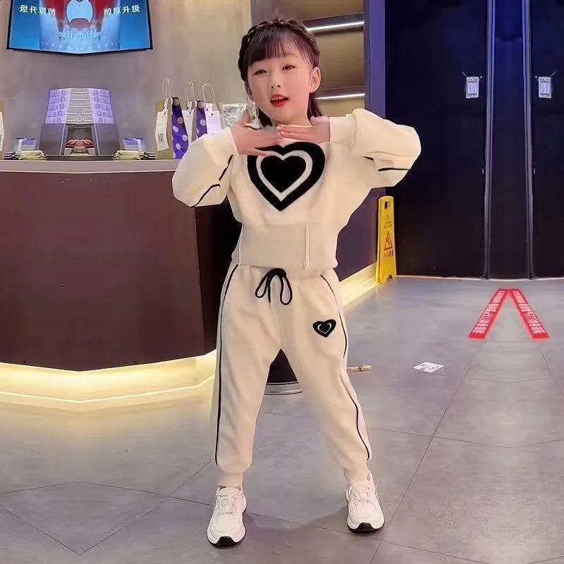 Girls Clothing Sets Kids Casual Sweatshirtpant 2 pcs Suit Spring Autumn Tracksuit Childrens Thicken Printing Sportswear 250113