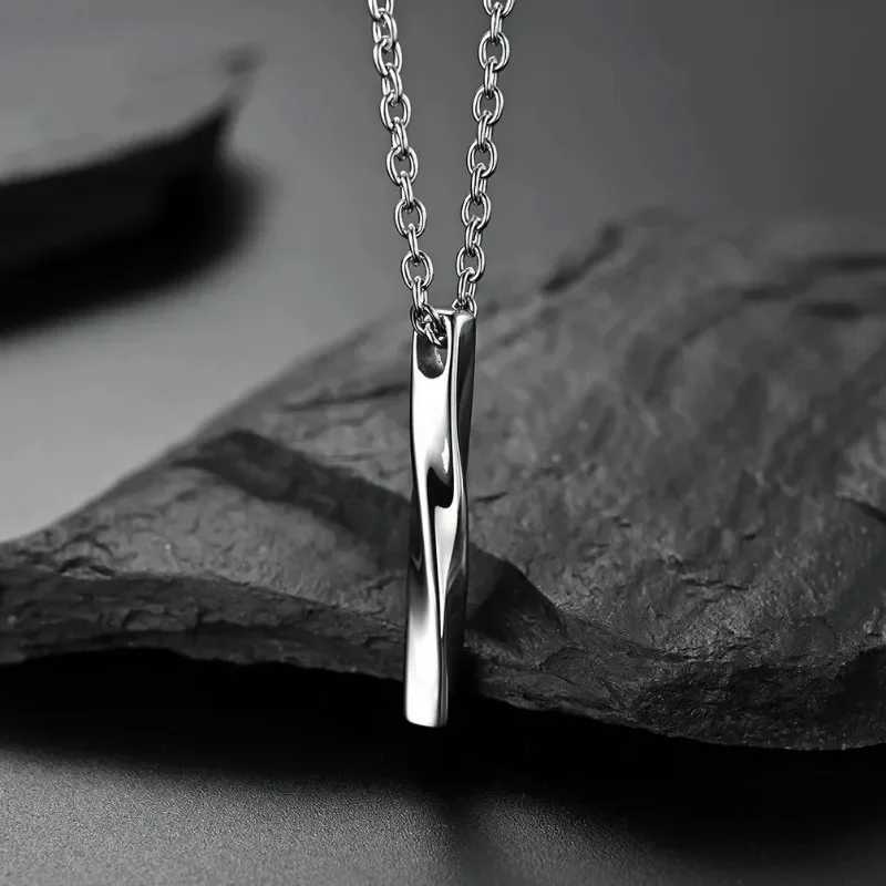 Black Rectangle Pendant Necklace Men Trendy Gothic Stainless Steel Chain Women Necklace Fashion Jewelry GiftXJ250121