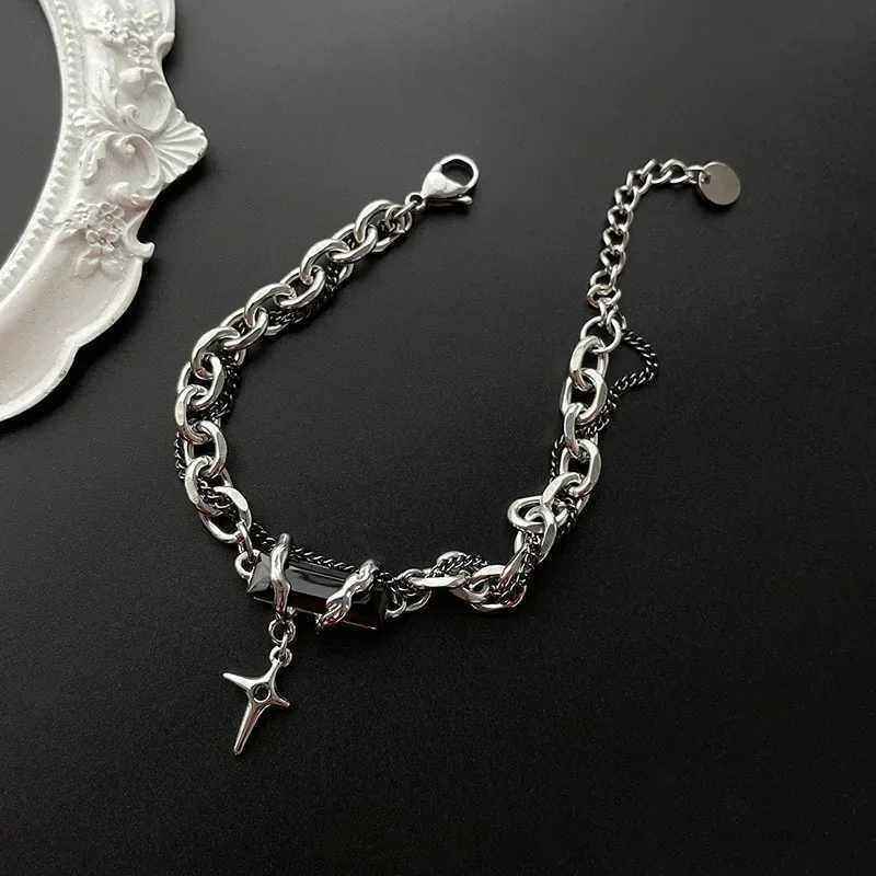 2024 Retro Black Zirconia Star Bracelet Mens Gift Trend Titanium Steel Chain Neutral Gothic Jewelry New Couple Accessories W250121
