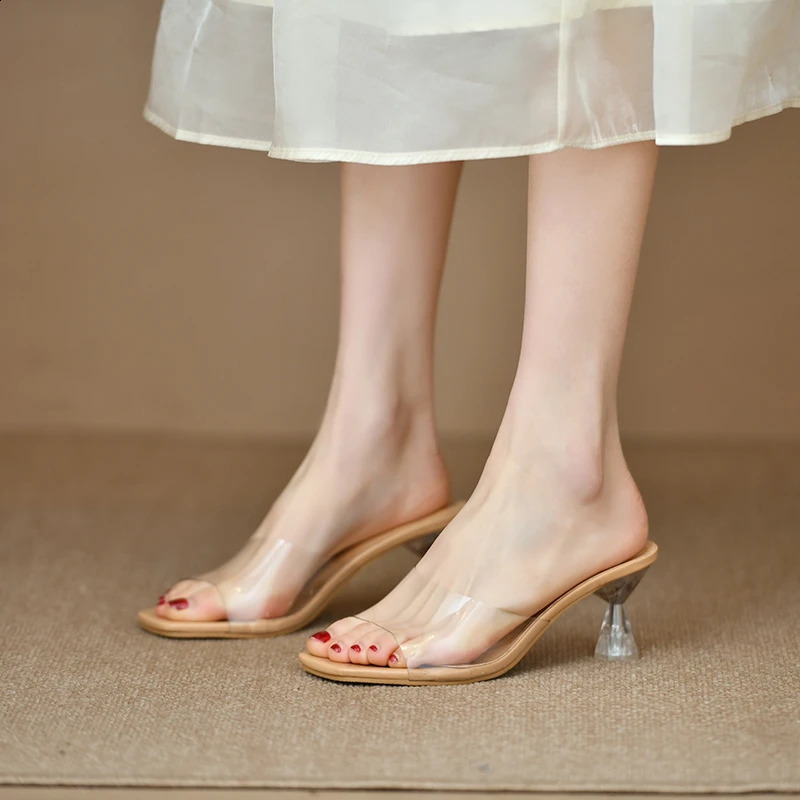 Summer Fashion Open Toe Transparent Sexy External Wearing Womens Slippers Comfortable High Heel Single Shoes for Women 250113