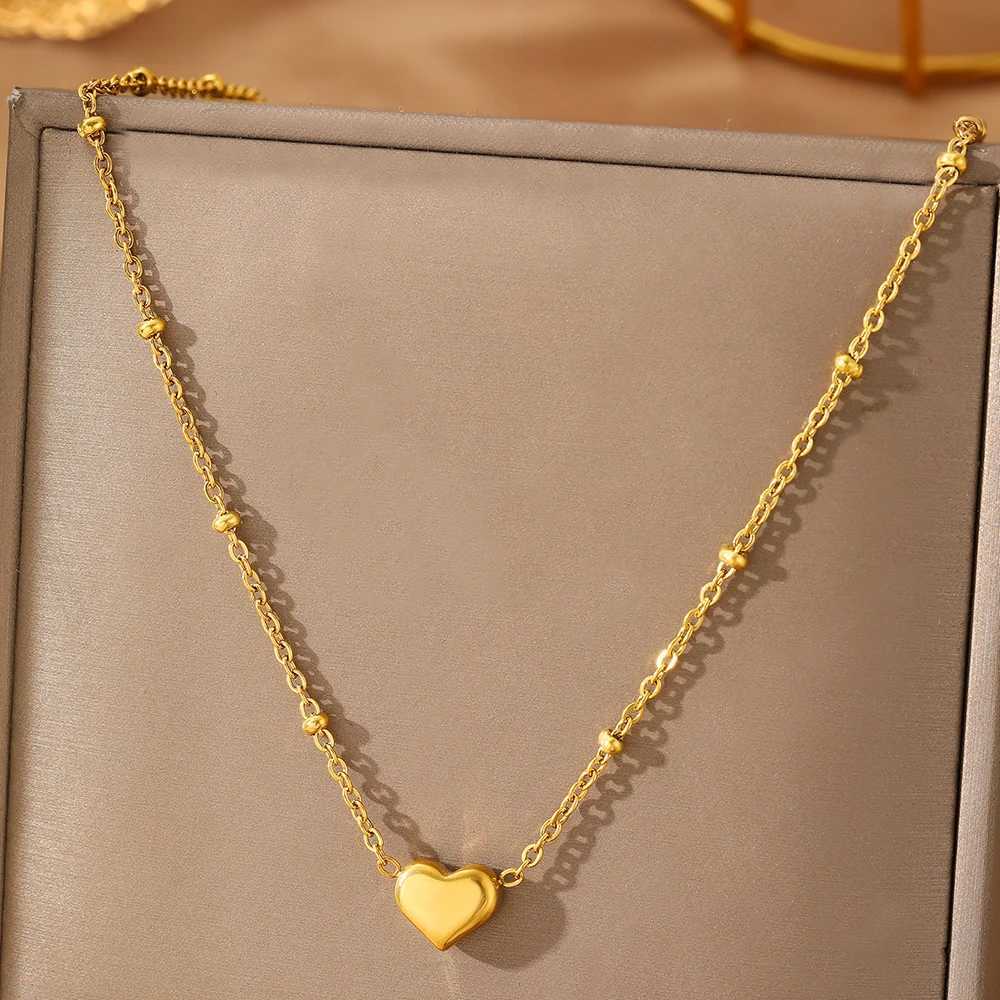 Stainless Steel Necklaces French Heart Pendant Bead Chain Character Valentines Day Necklace For Women Jewelry Anniversary GiftsXJ250121