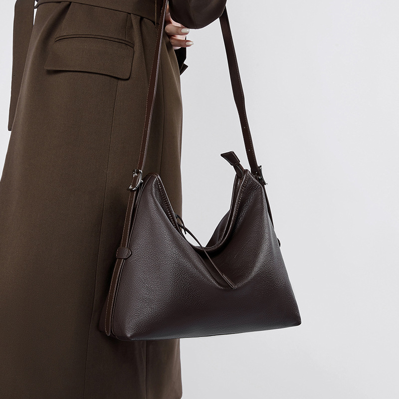 Bag Genuine Leather Women's Autumn 2025 New Style High-End Female Niche Single Shoulder Armpit Fashion Crossbody Bag