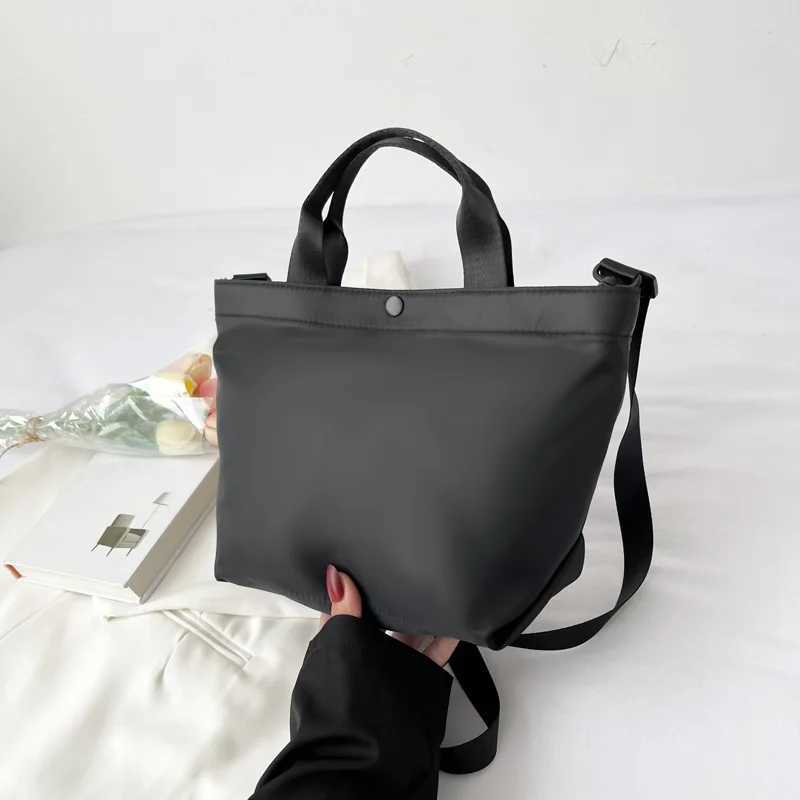 Vintage 2023 New Large Capacity Handbag Womens Nyl Cloth Shoulder Bag Korean Simple PU Crossbody Bags Female Purses Tote BagXJ250121