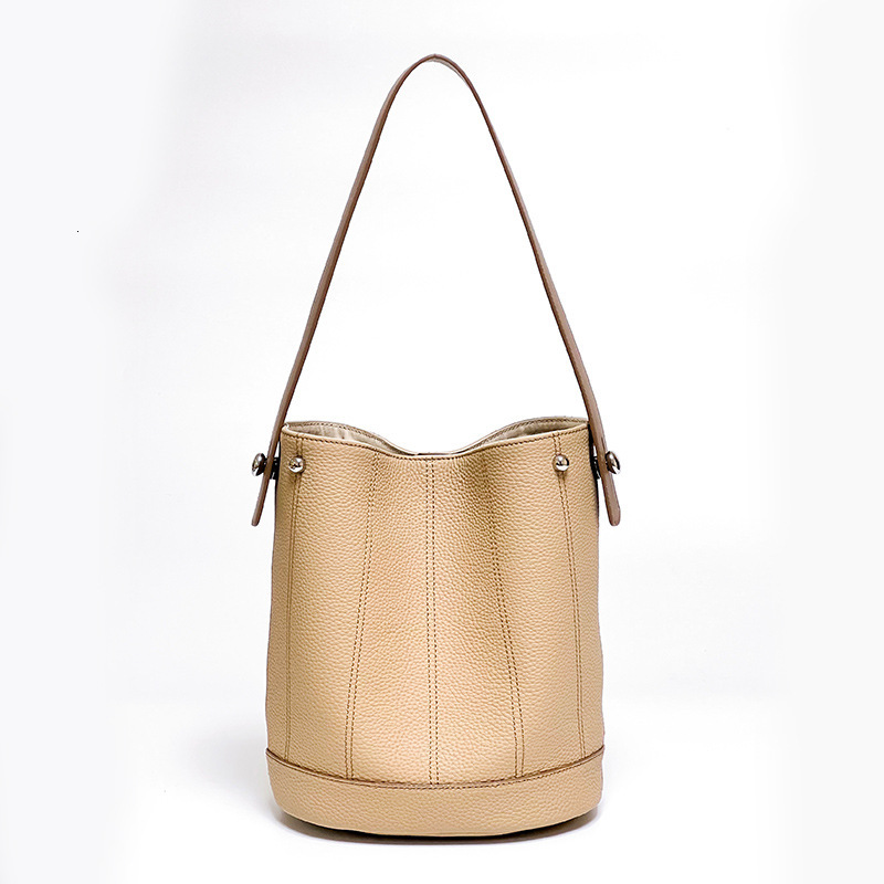 Bag Spring New Top Layer Cowhide Women's Fashionable And Minimalist Bucket Contrasting Color, Large Capacity Crossbody Bag, Leather Shoulder Bag