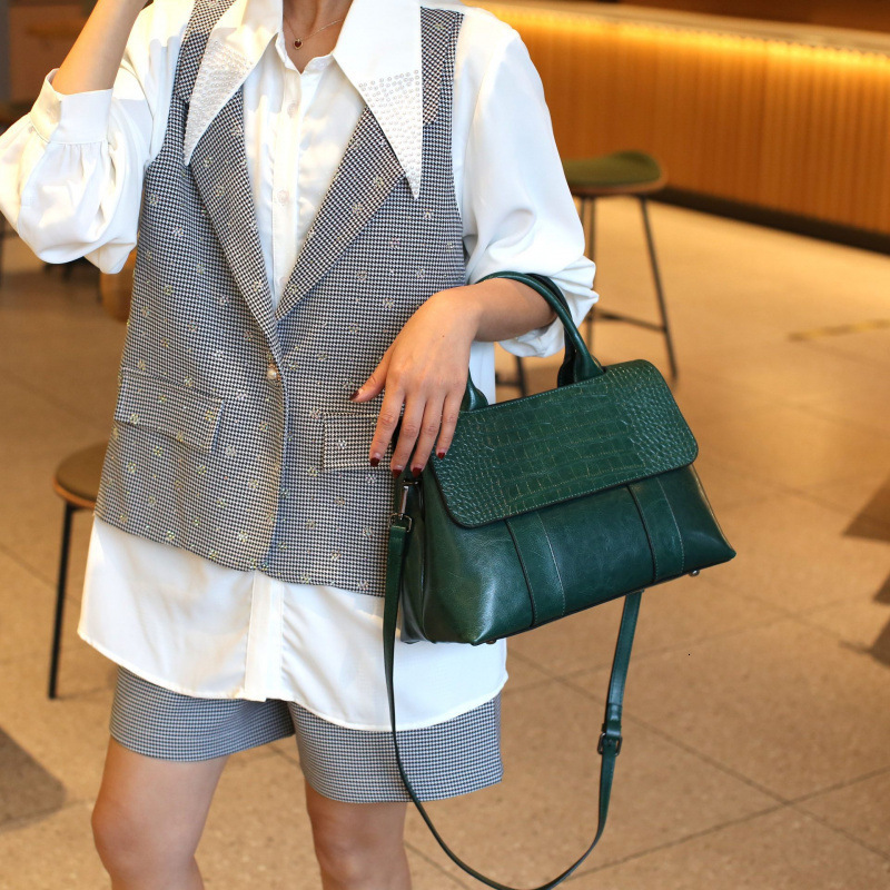 Bag Women 2025 New Trendy Leather Single Cross Shoulder Handbag Crocodile Pattern Women's Large Capacity Tote Bag