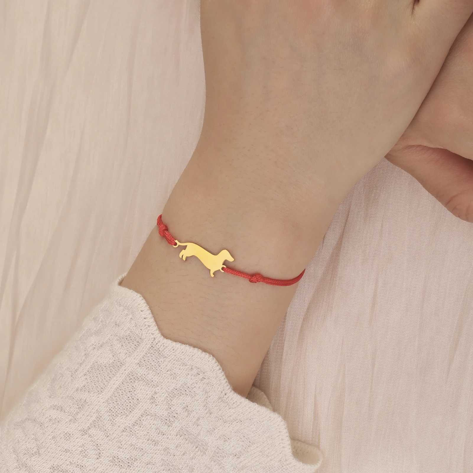 Cute sausage dog stainless steel bracelet suitable for womens Valentines Day jewelry and gift wholesale W250121