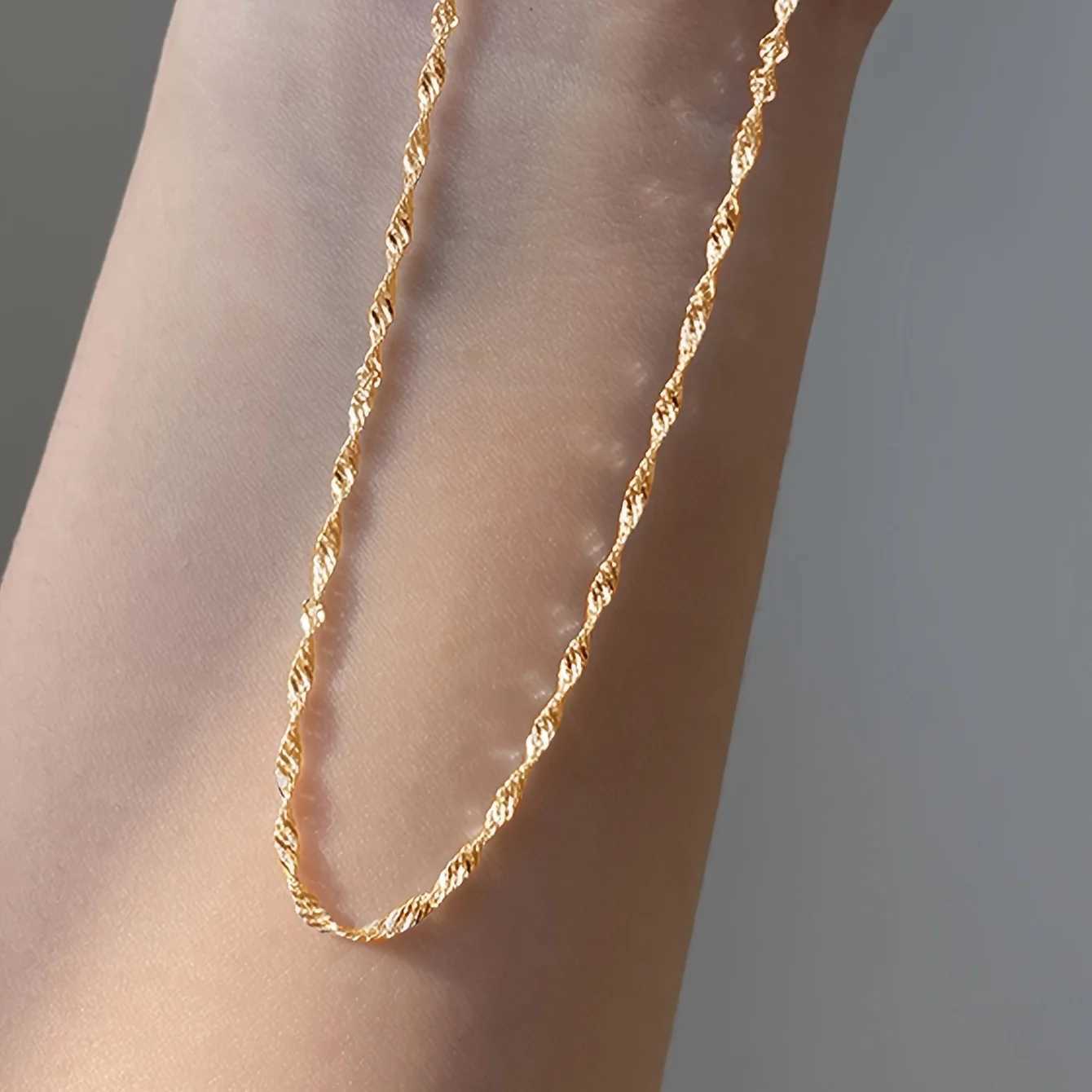 Exquisite Gold Plated Stainless Steel Thin Chain Necklace for Women Simple Style Clavicle Chain Female JewelryXJ250121