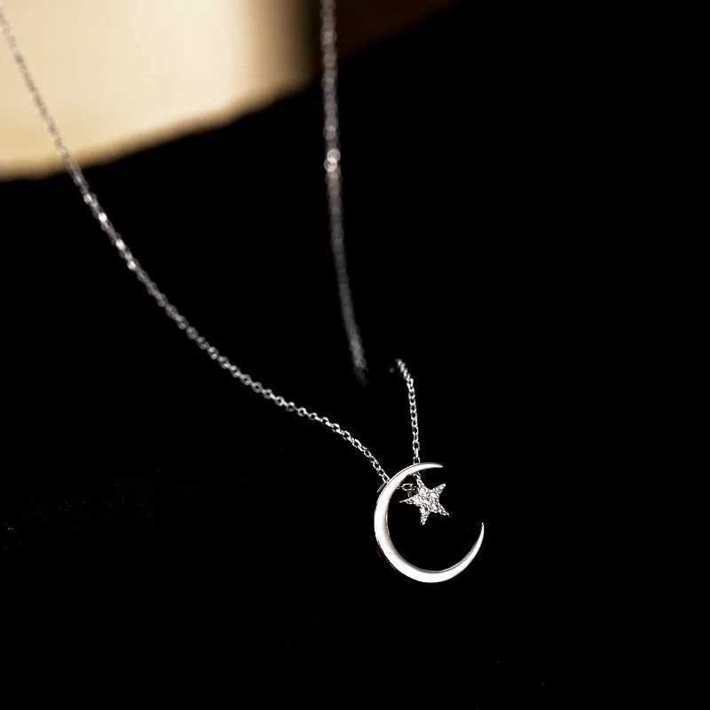 925 Sterling Silver Sparkling Diamond Star Moon Necklace for Women Versatile Luxury Clavicle Chain Fashion Neck ChainXJ250114