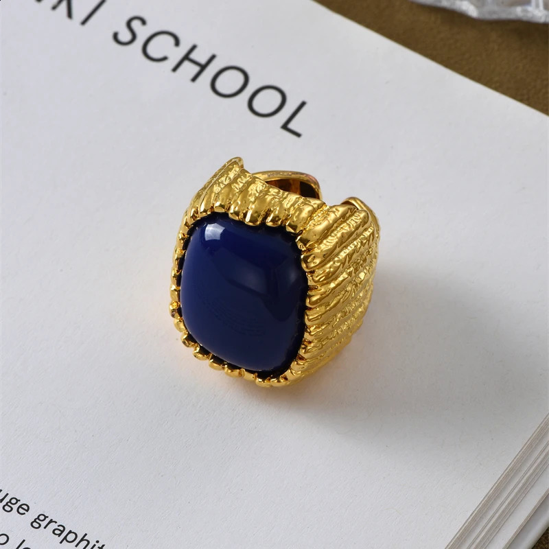 Large colored resin thick ring womens statement cocktail ring er jewelry 250109