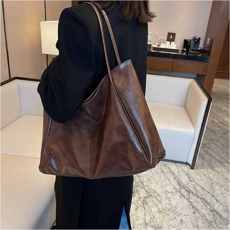 Vintage Red Womens Tote Bag Athletic Casual Fi Large Capacity Leather Shoulder Bag Shopper Harajuku Simple Handbag SacXJ250121