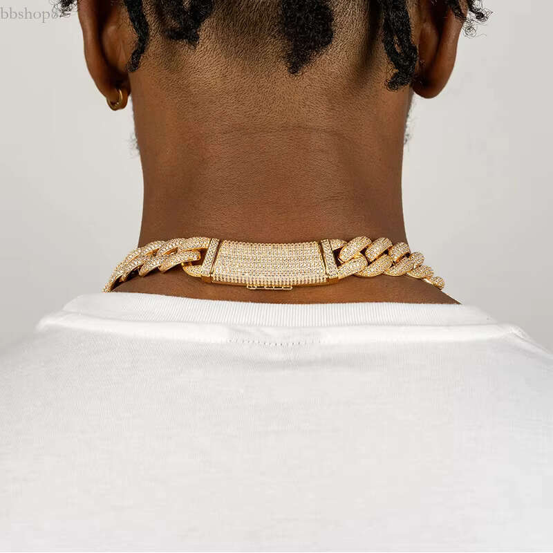 Luster Hip Hop Iced Out 20mm Wide VVS Round Box Clasp Choker Sier Moissanite Cuban k Chain for Rapper Men