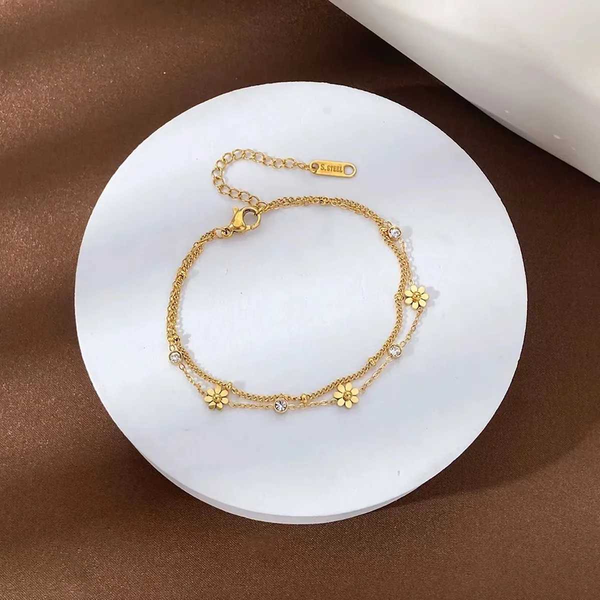 316L Stainless Steel New Fashion Fine Jewelry 2 Layer Embed Zircon Daisy Flowers Charm Chain Bracelets Bangles For Women W250121