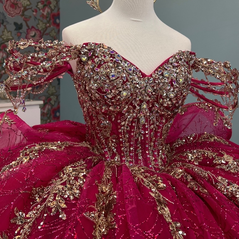 Rose Red Quinceanera Dresses Ball Gown Off Shoulder Sequin Appliques Lace Beads Bow Tull Corset Birthday Party Sweet 16 Dress VesVestidos 15 De Anos