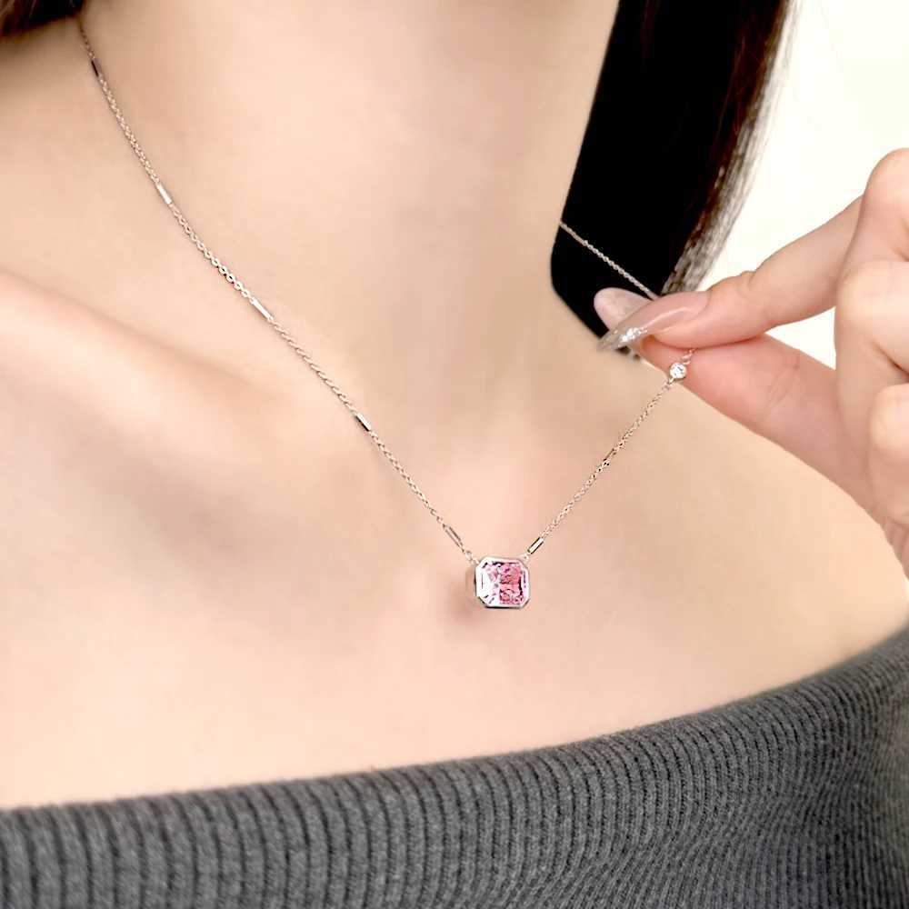 Real S925 Sterling Silver Pink Necklace Women Brilliant Rectangular Diamond Pendant Necklace Female Luxury Jewelry 8A ZirconXJ250114