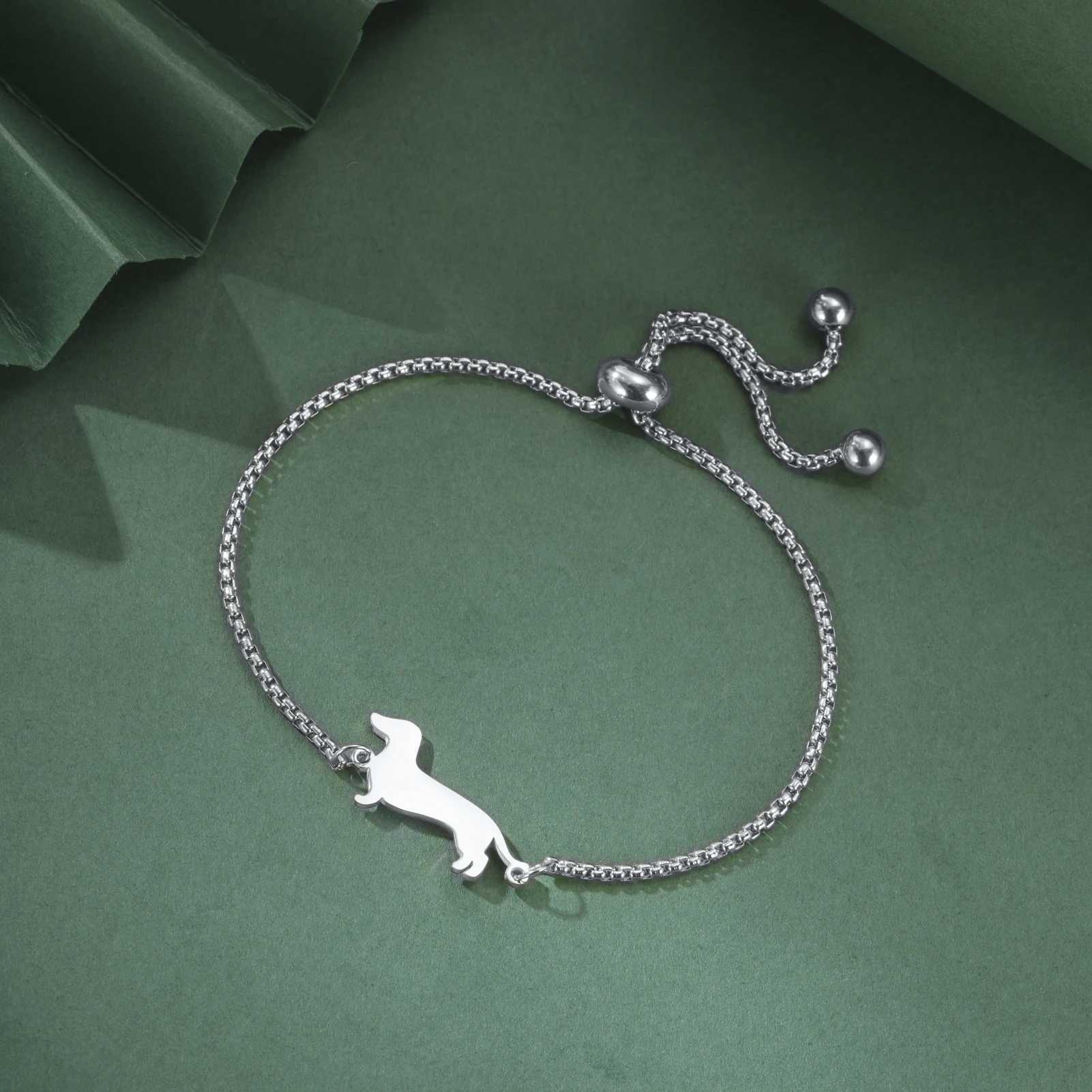 Cute sausage dog stainless steel bracelet suitable for womens Valentines Day jewelry and gift wholesale W250121