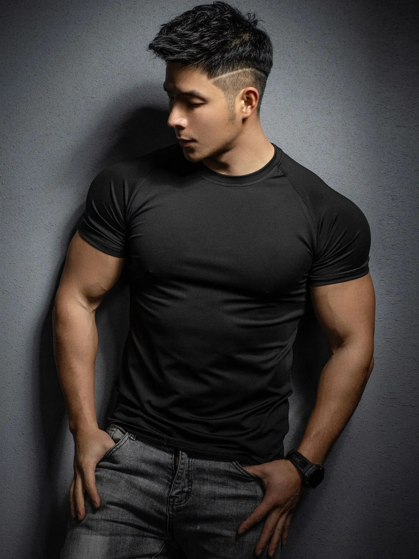 2024 mens T-shirt Sports leisure running gym exercise training elastic quick drying short sleeve T-shirt mens top 250116