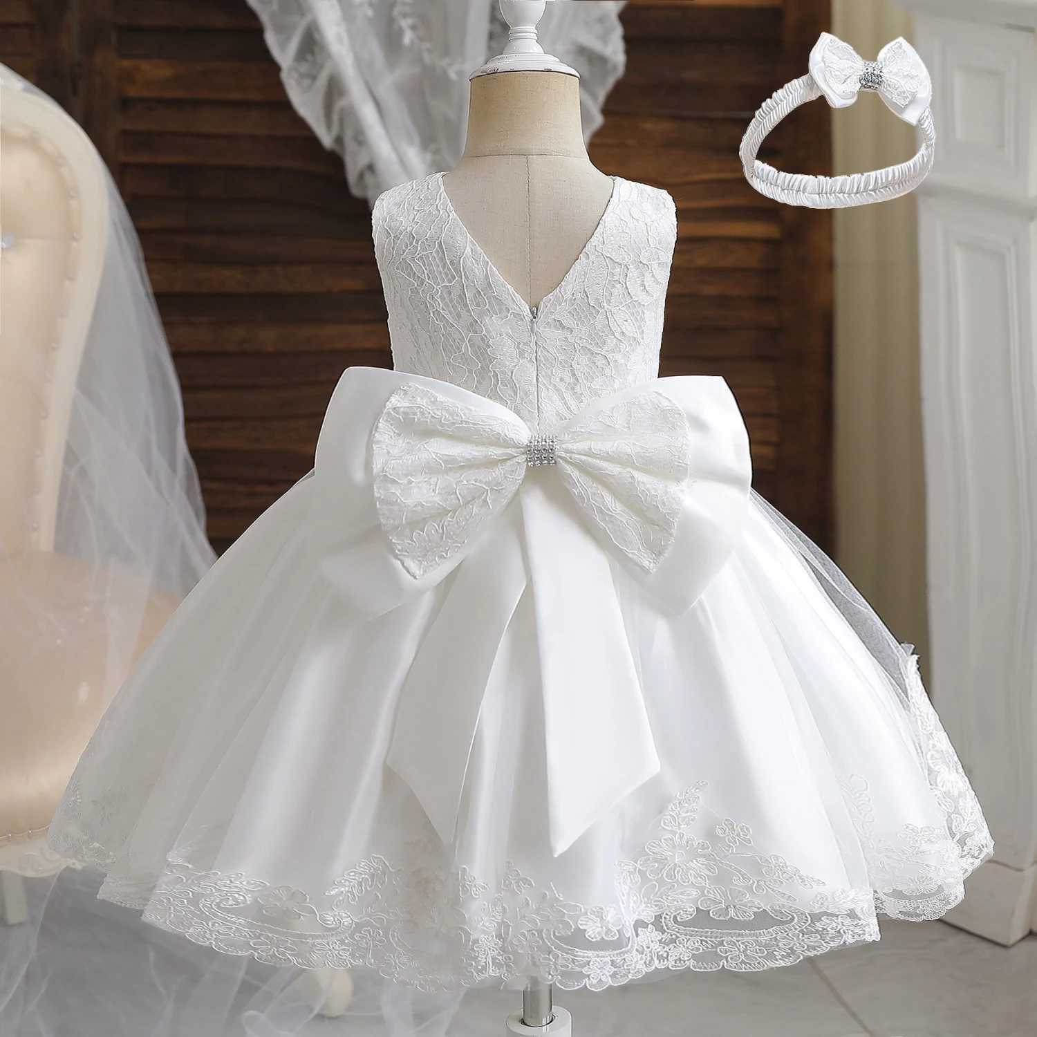 Lace flower girl dress big bow white dipping dress 12M babys first communication dress childrens wedding Gala Tutu dress X250203